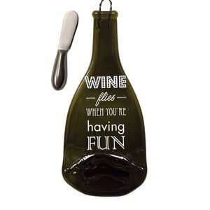 Wine flies when your having fun serving tray and spreader